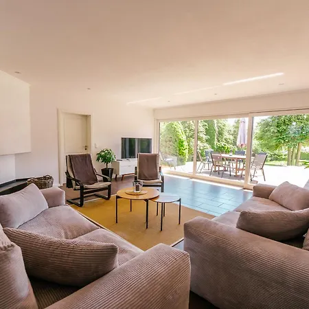 Gaestehaus Am Paradieshof 아파트 *